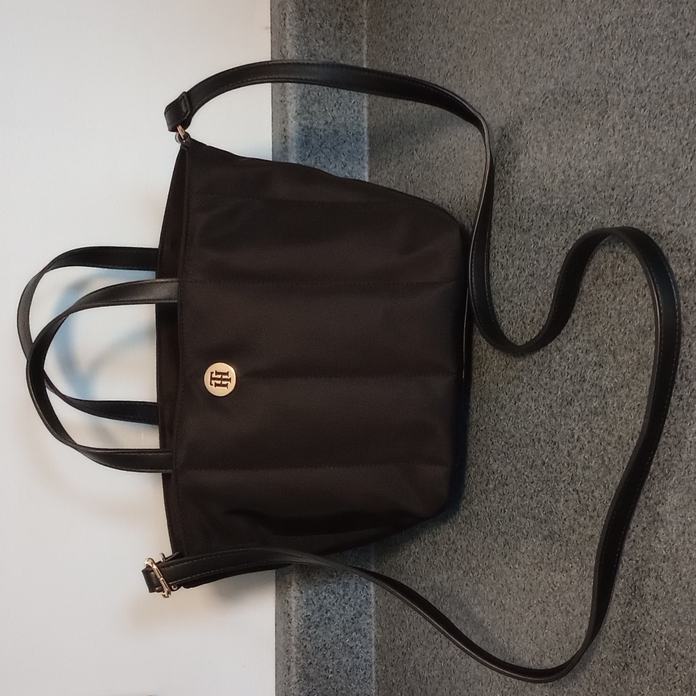 Tommy Hilfiger Black Shoulder Bag